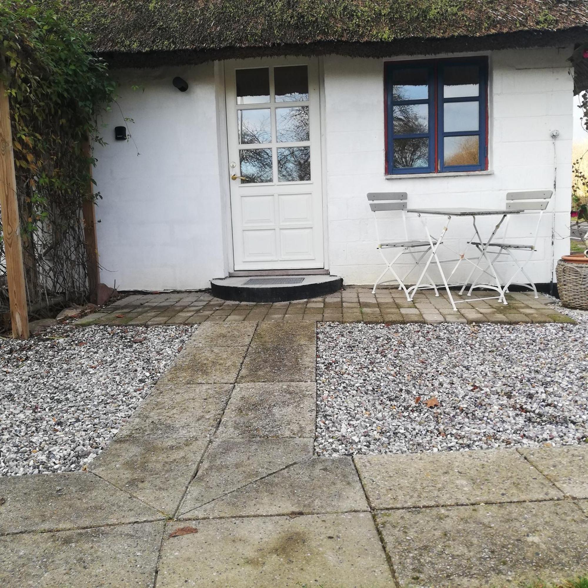 The Whispering Apple Garden Retreat Apartment Morud Exterior photo